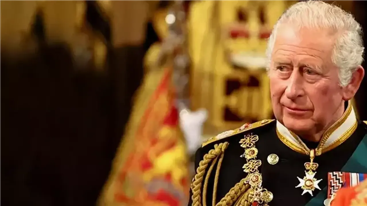 تحرك مفاجئ.. ملك بريطانيا يفتح أرشيف باكنجهام لجهات التحقيق في قضية إبستين وأندرو